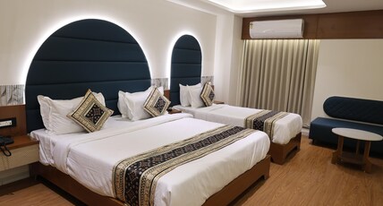 Hotel Heaven Green Room Type - Executive Family Room