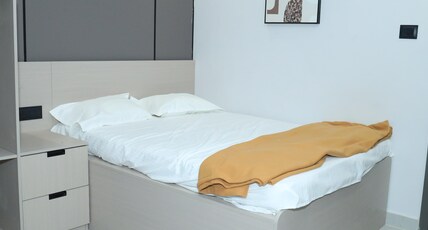 Sree Lakshmi Narasimma Hotel & Residency Room Type - King Comfort