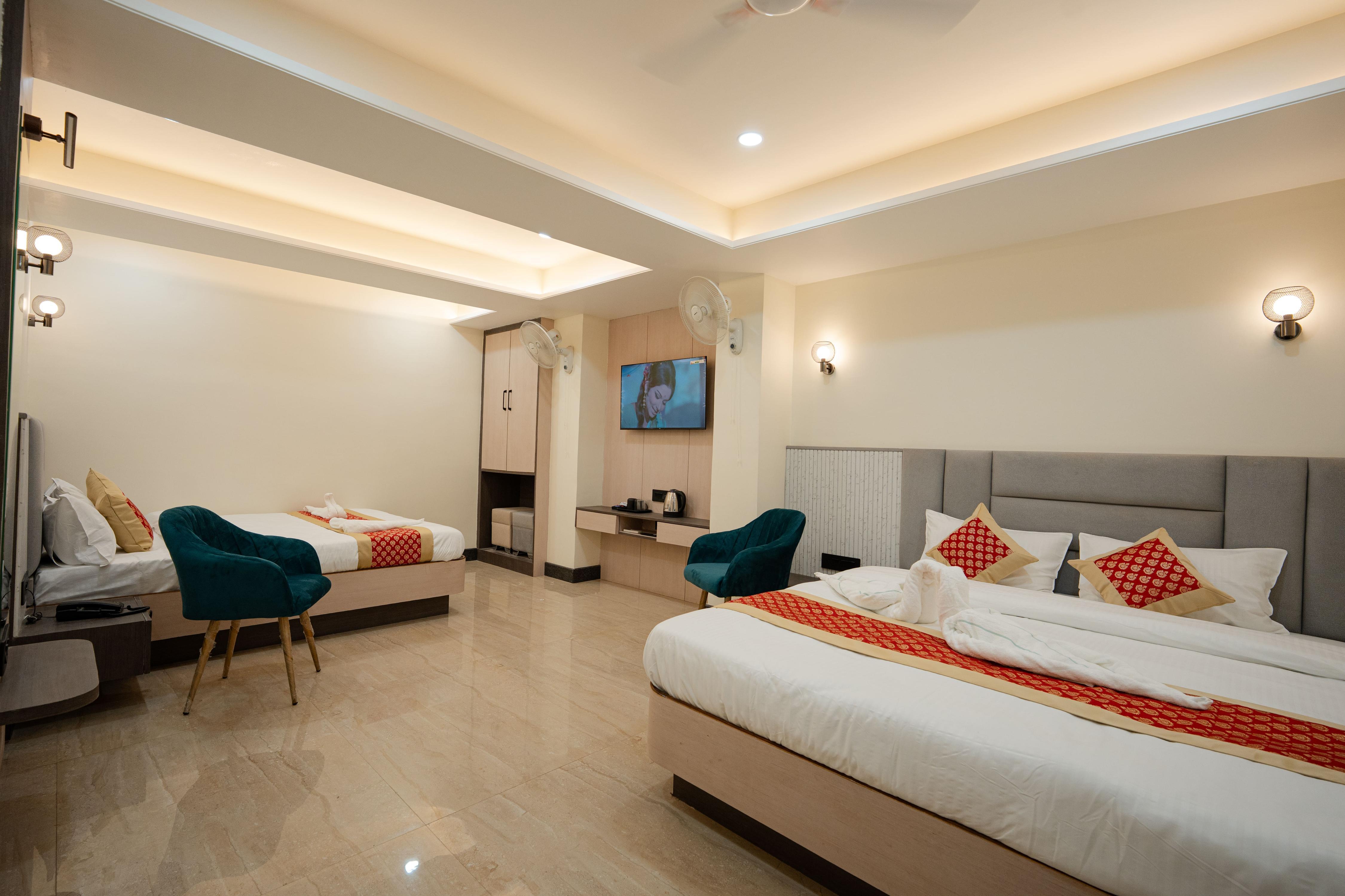 Gangaprasth Royal Stay | Near Kashi Vishwanath Room Type - Deluxe AC Luxury Quadruple Bedroom