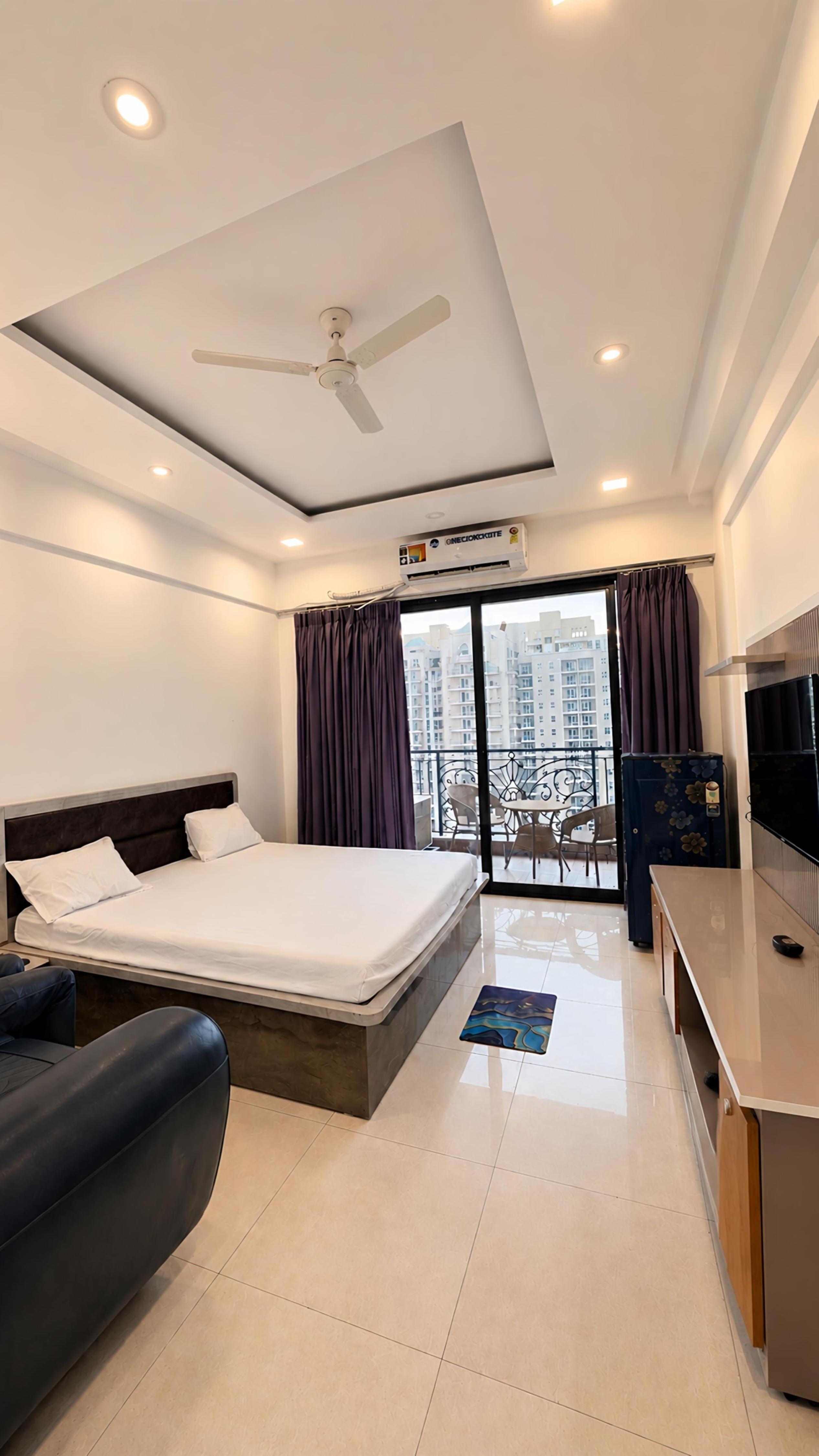 Feel at home stay Cozy Private stay - Tap to explore photos