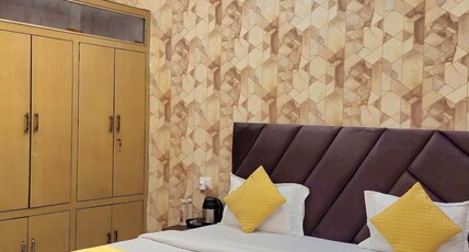 Banaras Home Stay Room Type - Room 101