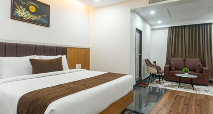 Zipp Lite Ballari - Leela Hotel & Banquets Room Type - Executive Room