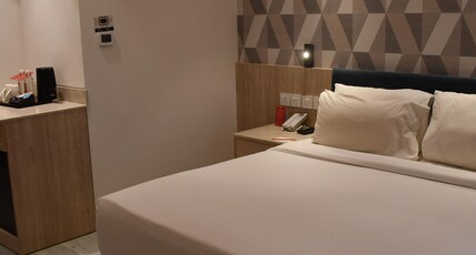Ramada Encore by Wyndham Lucknow Room Type - Deluxe Room with City View