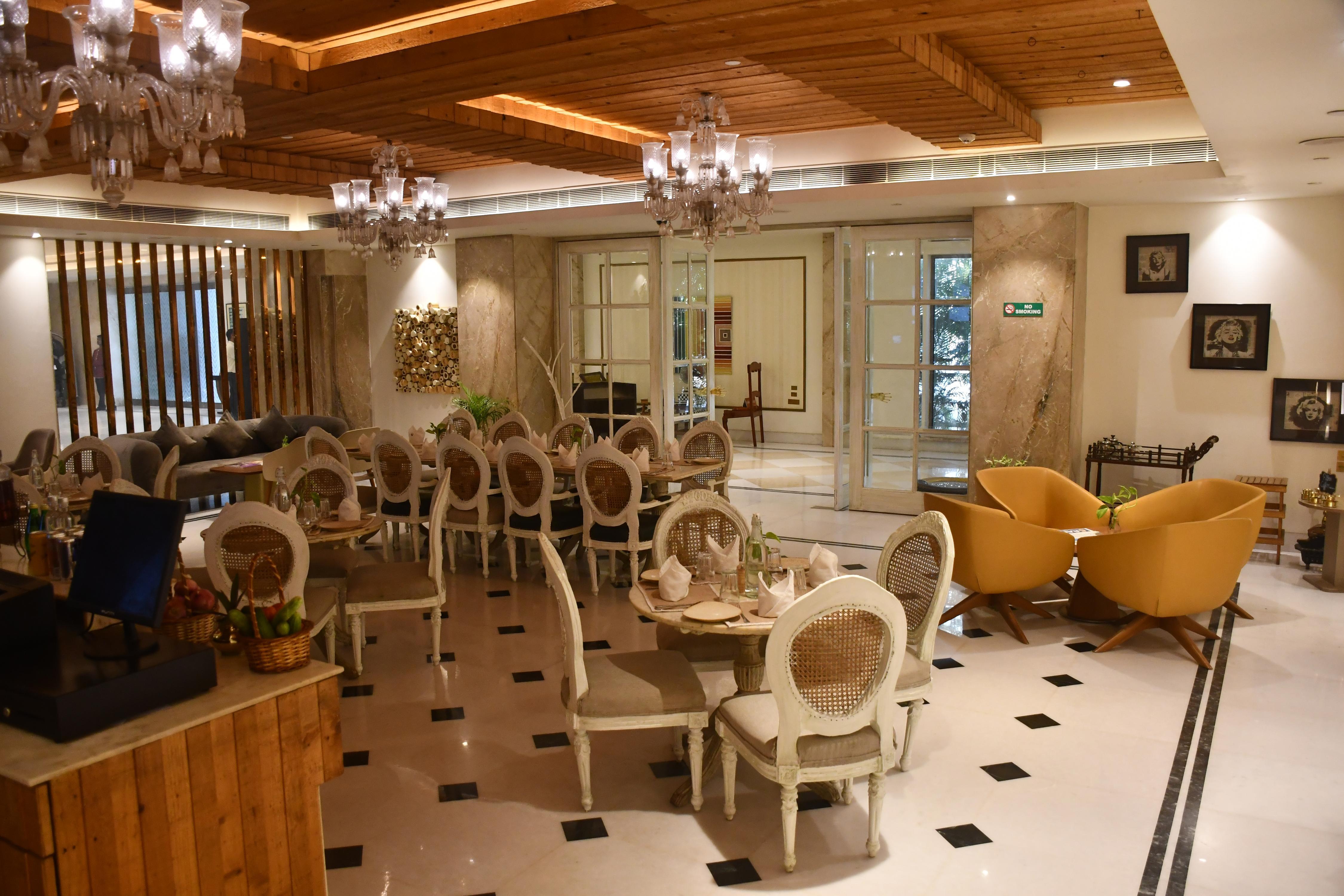 Ramada Encore by Wyndham Lucknow - Tap to explore photos