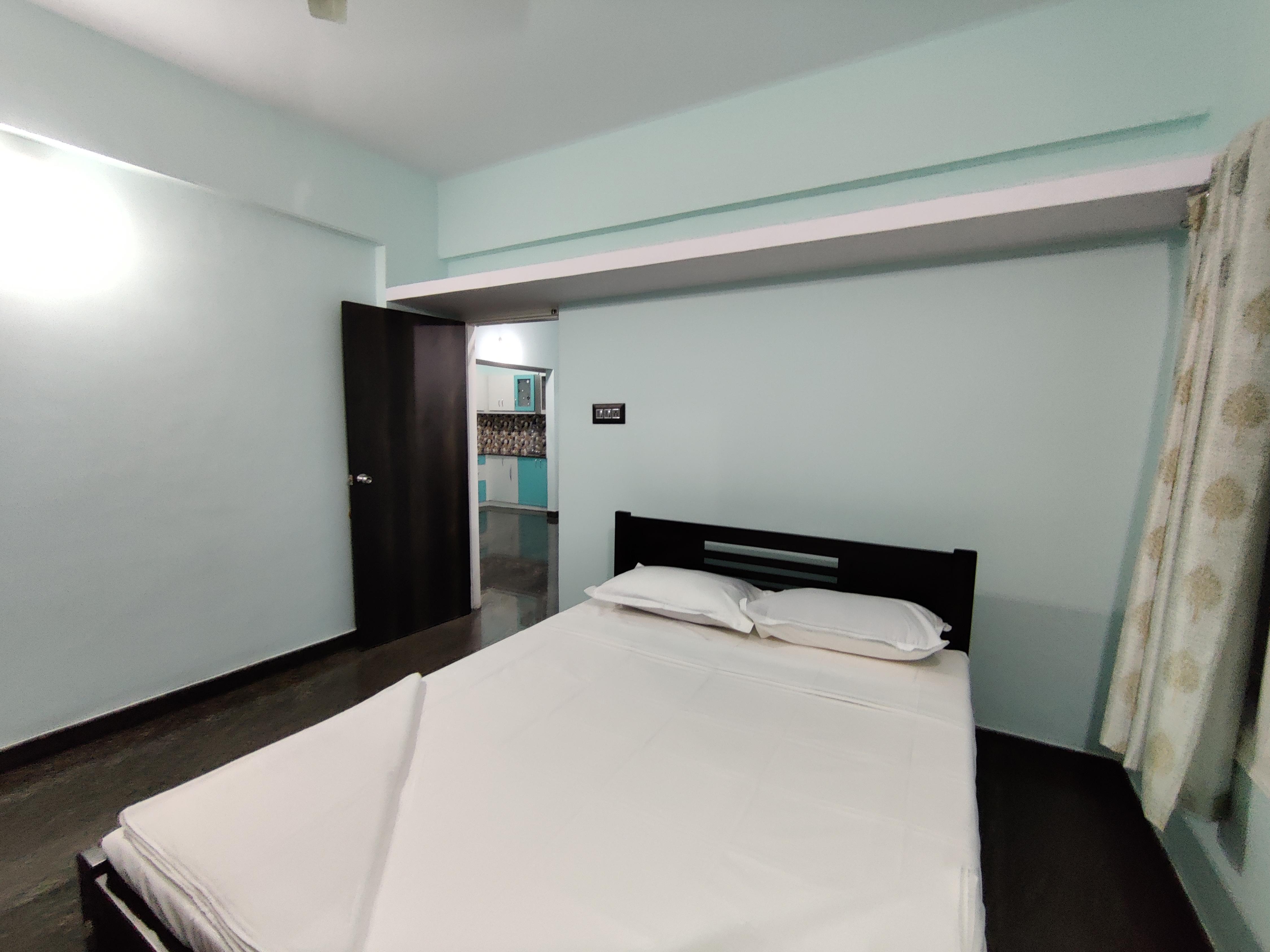 Suvarna Service Apartment - Gayathripuram - Tap to explore photos