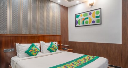Treebo Le Pebble Near Tiruppur Railway Station Room Type - Deluxe Room Treebo Le Pebble Near Tiruppur Railway Station Room Type - Deluxe Room
