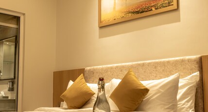 Triumph Regency Room Type - Executive King Rooms Triumph Regency Room Type - Executive King Rooms