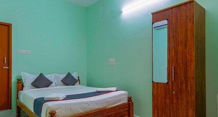 B2N Hotels Porur Room Type - Deluxe Rooms B2N Hotels Porur Room Type - Deluxe Rooms