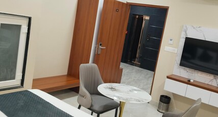 Hotel Mala International Near JECC Room Type - Superior
