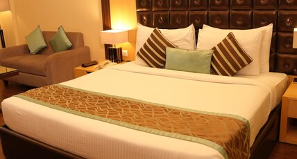 GRAND PLAZA JAMMU Room Type - Club Room