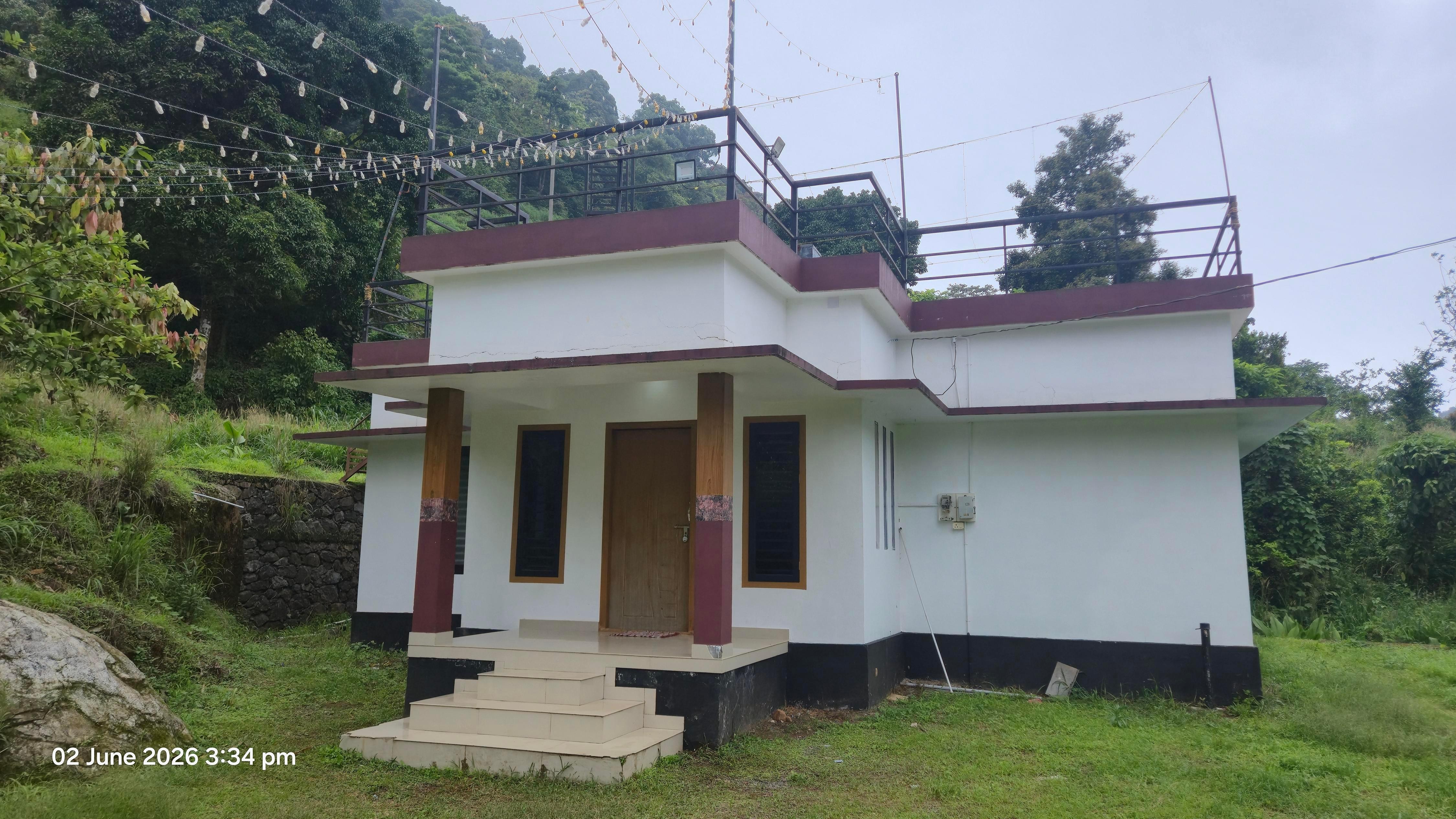 WildRoots Homestay - Tap to explore photos