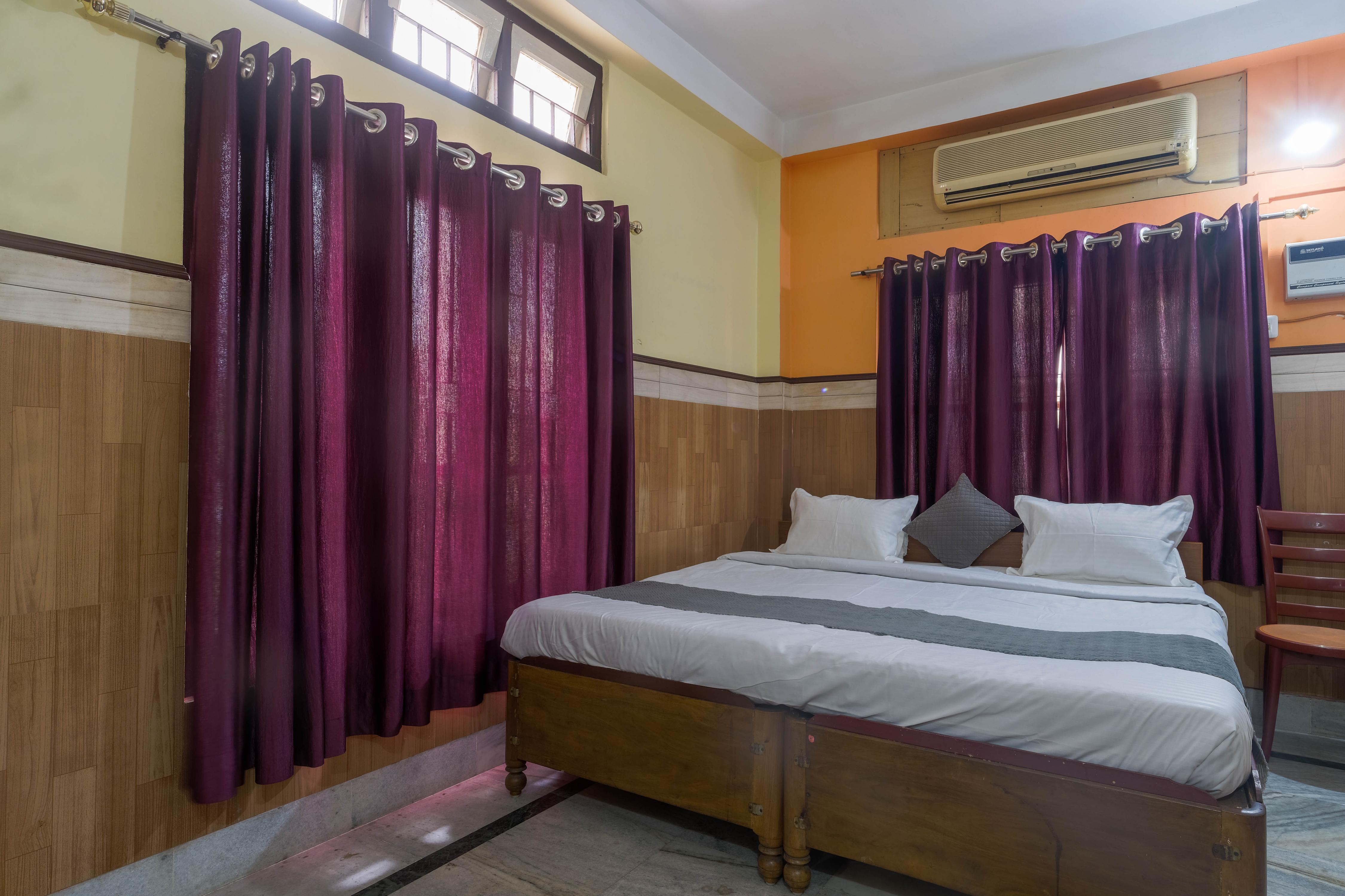 HORNBILL RESIDENCY(UNIT OF CHITRALEKHA LODGE) - Tap to explore photos