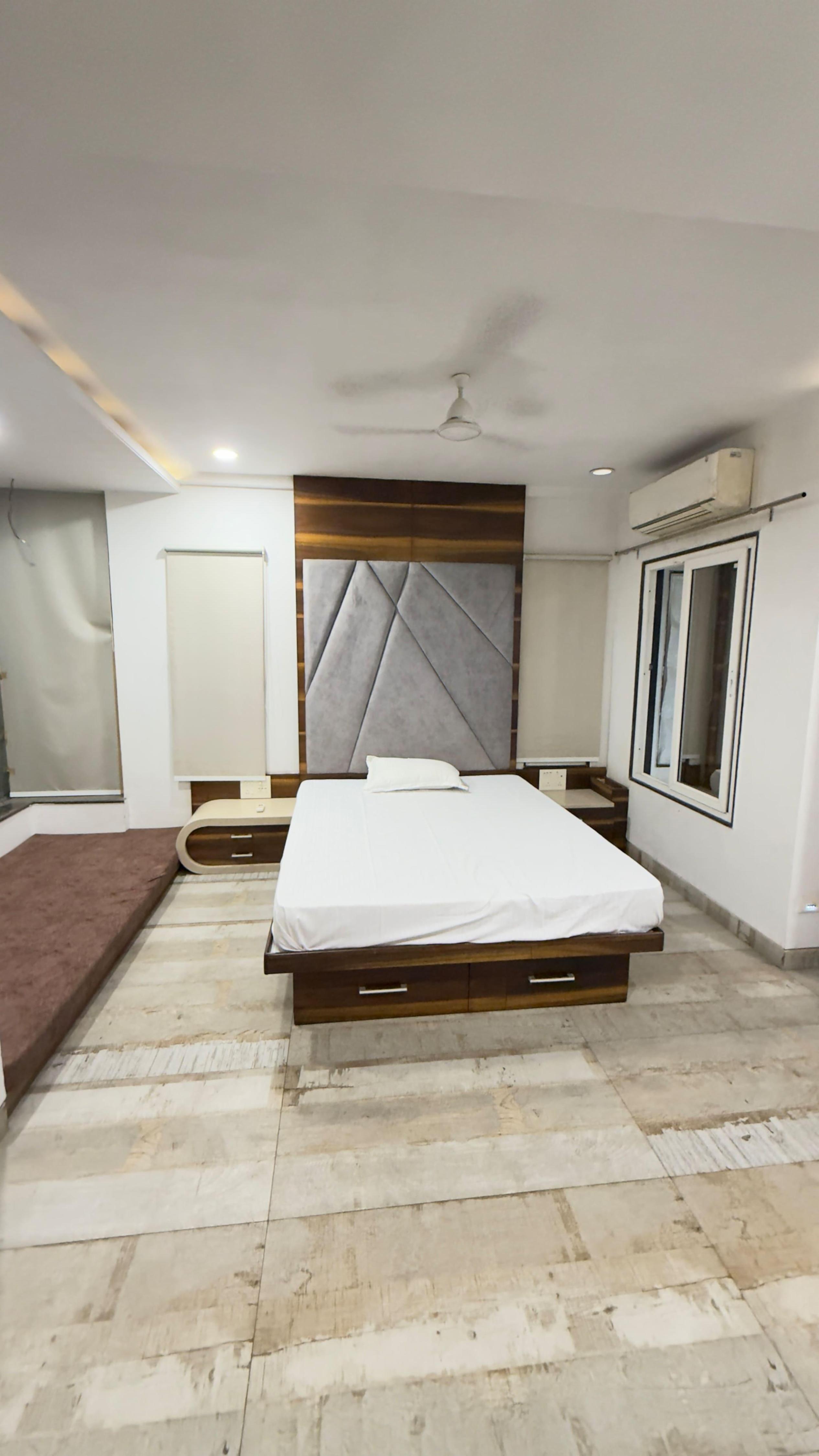 Sweetsky Luxury 3BHK Villa Terrace Sleeps 9 - Tap to explore photos