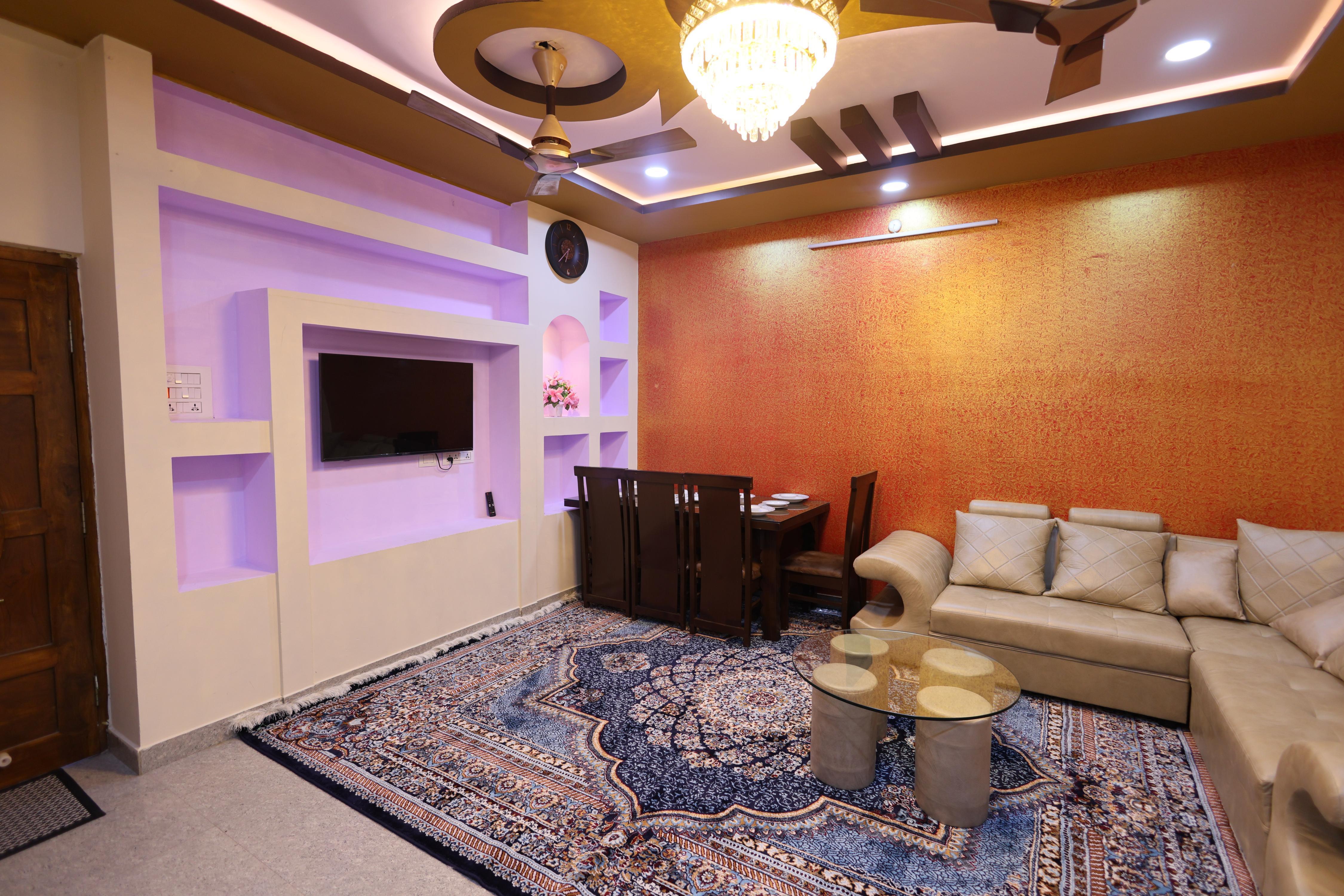 Spacious 3BHK Apartment | Crystal Town | Hyderabad - Tap to explore photos