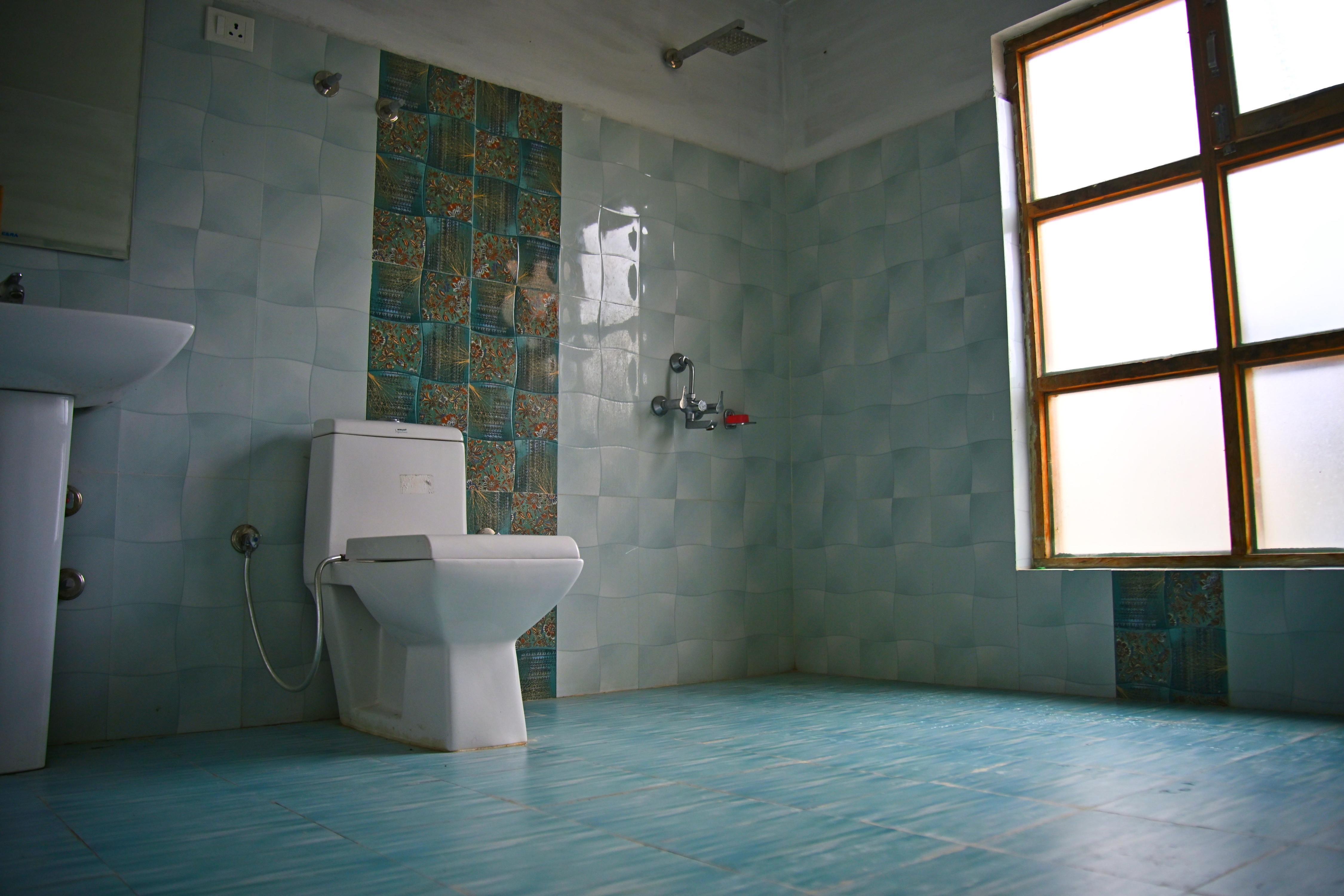 The Kailash Mansover hotel Sumur - Tap to explore photos