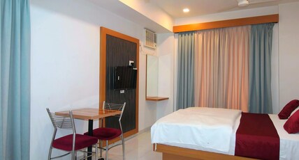 The Lions Hotel Ulhasnagar Room Type - Ac Premium Room With Balcony