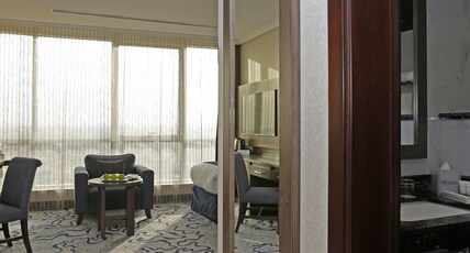 Swiss Flora Royal Hotel Riyadh Room Type - Deluxe King Room Swiss Flora Royal Hotel Riyadh Room Type - Deluxe King Room