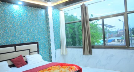 Kunj Bihari Guest house Room Type - Deluxe Room -202