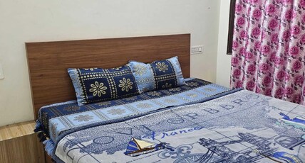 Chandresh Homestay Room Type - Deluxe NonAc