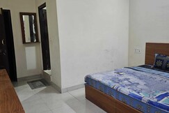 Chandresh Homestay