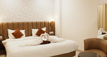 HOTEL SANJAY ROOFTOP & RESTO Room Type - Executive Room