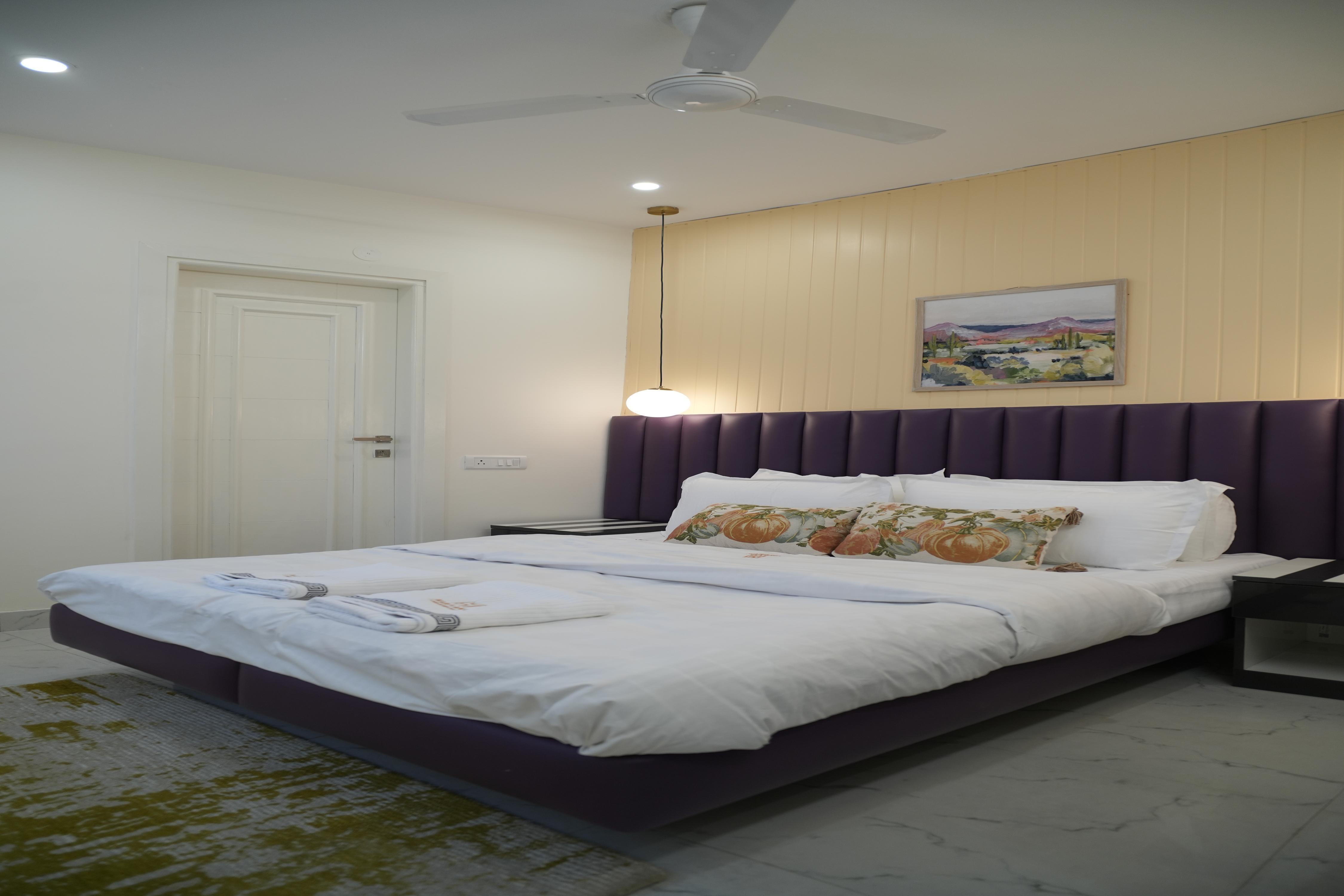 Roam House - 4BHK Villa - Tap to explore photos
