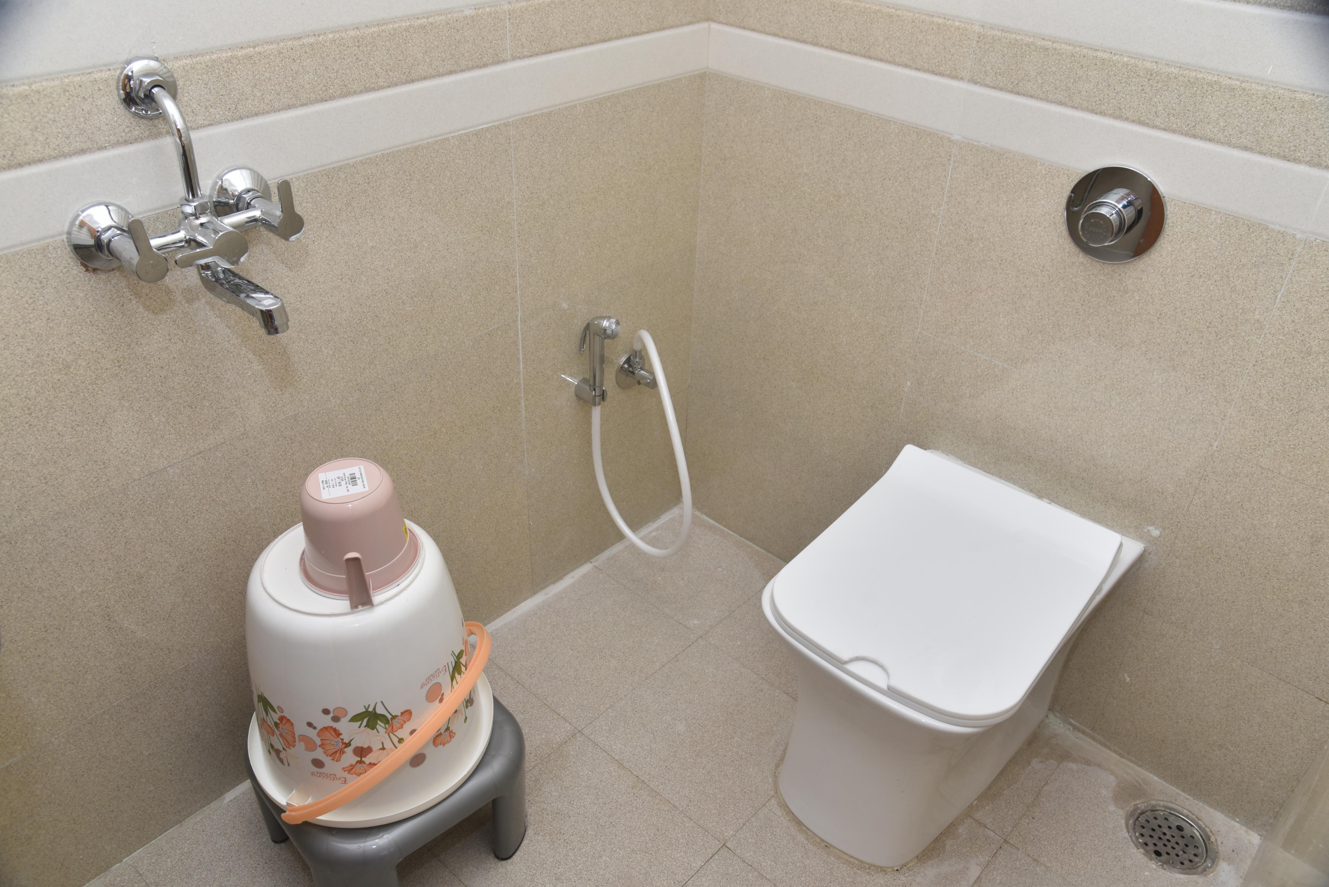 HOTEL NARAYANA EXECUTIVE - Tap to explore photos