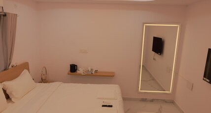 Hotel Vibrama Room Type - Deluxe Room