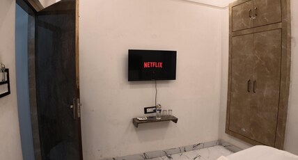 Vandana Guest House Room Type - Standard Double