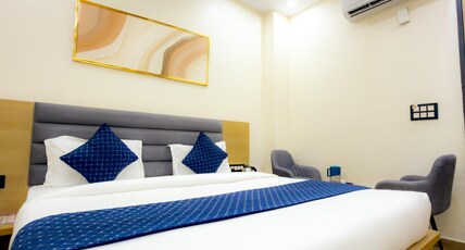 Shri Kanhaiya Dham Room Type - Deluxe Room