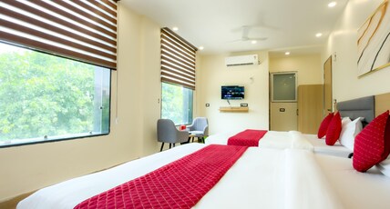 Shri Kanhaiya Dham Room Type - Family Room With Window Shri Kanhaiya Dham Room Type - Family Room With Window