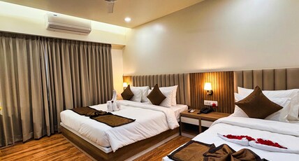 Hotel Sai Nest Room Type - Standard Three Bed