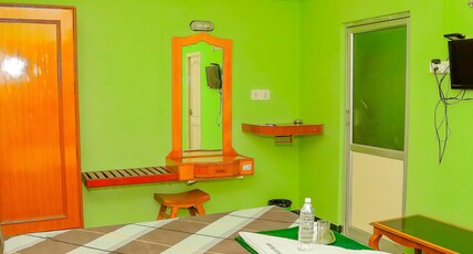 Park Palace Inn. Room Type - Double Non Ac Park Palace Inn. Room Type - Double Non Ac