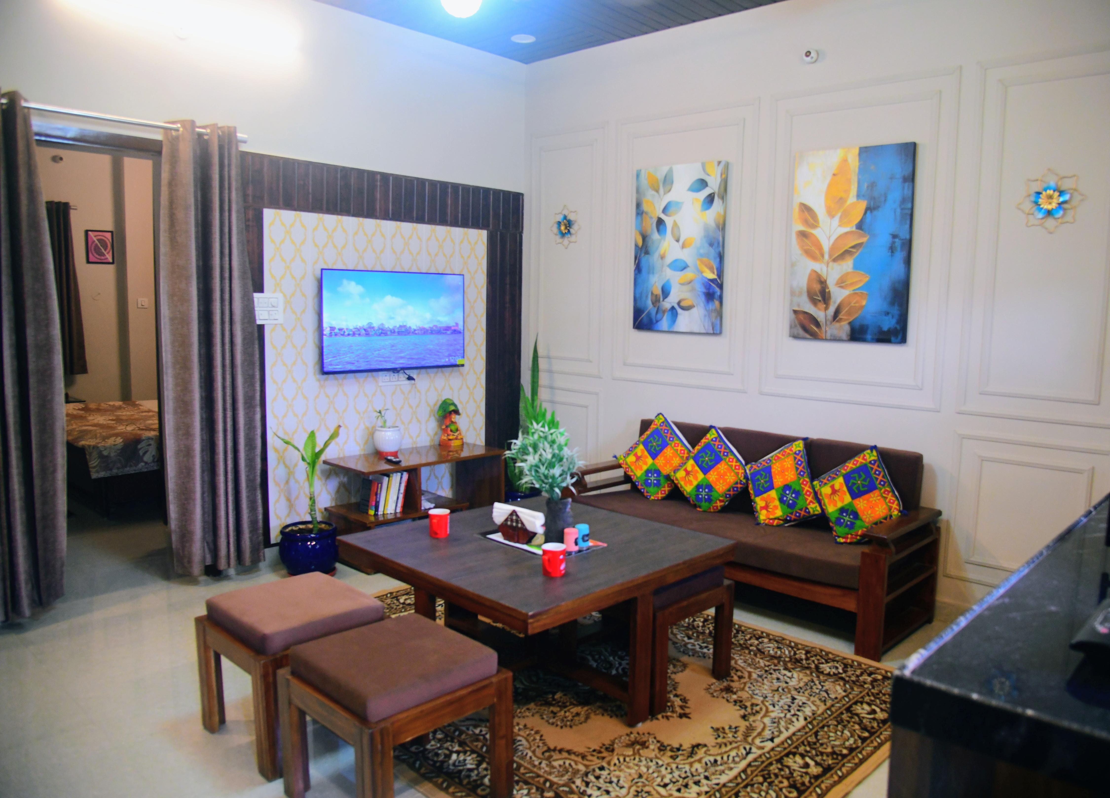 The Gracious Loft Rest Relax Reconnect 2bhk - Tap to explore photos