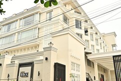 Empires Luxe Puri