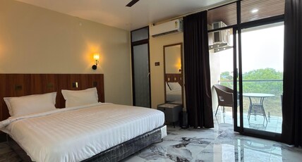 PARK CITY HOTEL & RESORT Room Type - Standard Room