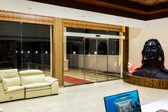 Hotel SMP Grand