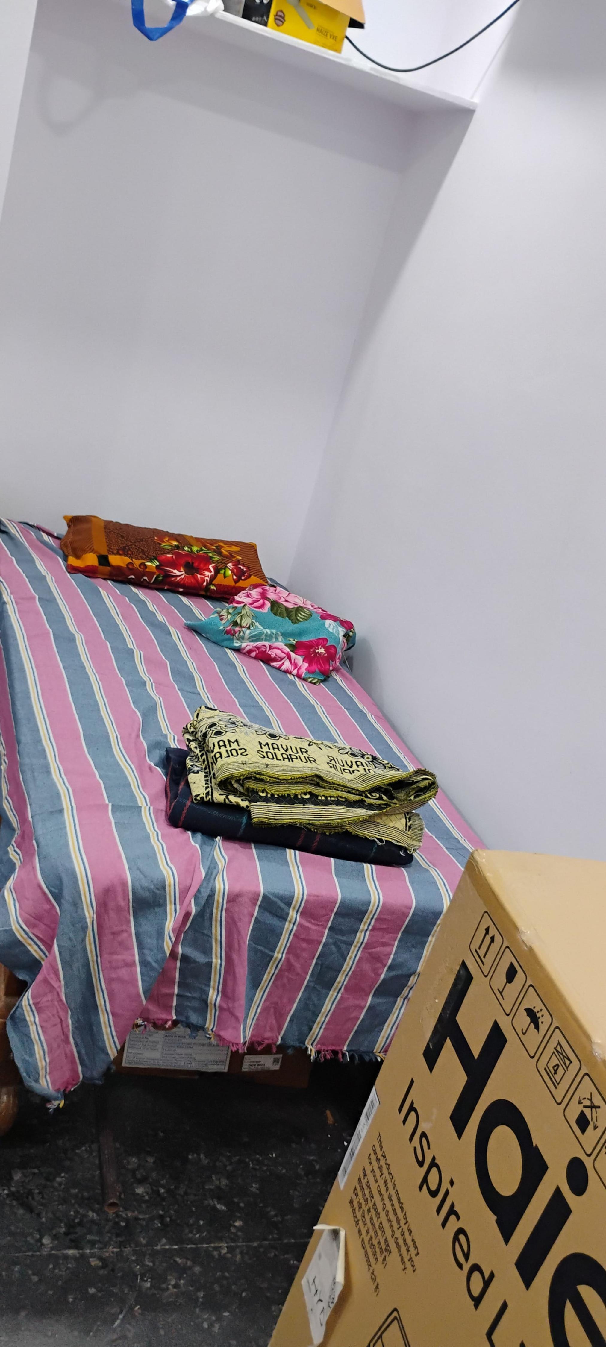 Cozy 1BHK Near IIT Hyderabad - Tap to explore photos