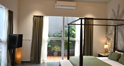 The Lotus Suites Room Type - Grand Lotus Garden Suite