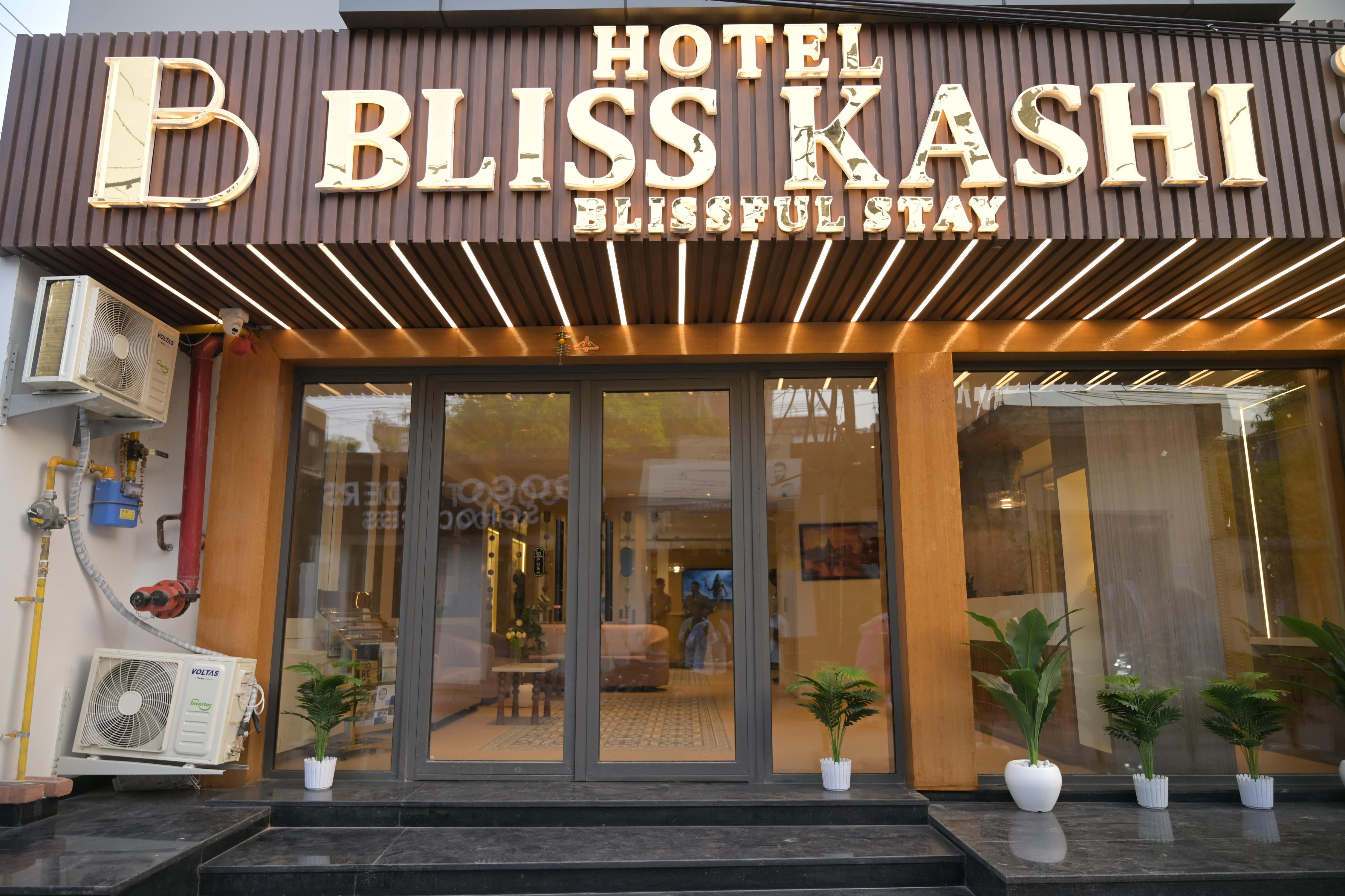 HOTEL BLISS KASHI - Tap to explore photos