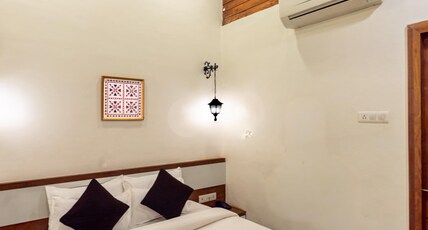 Shalimar in the forest Room Type - Couple Room
