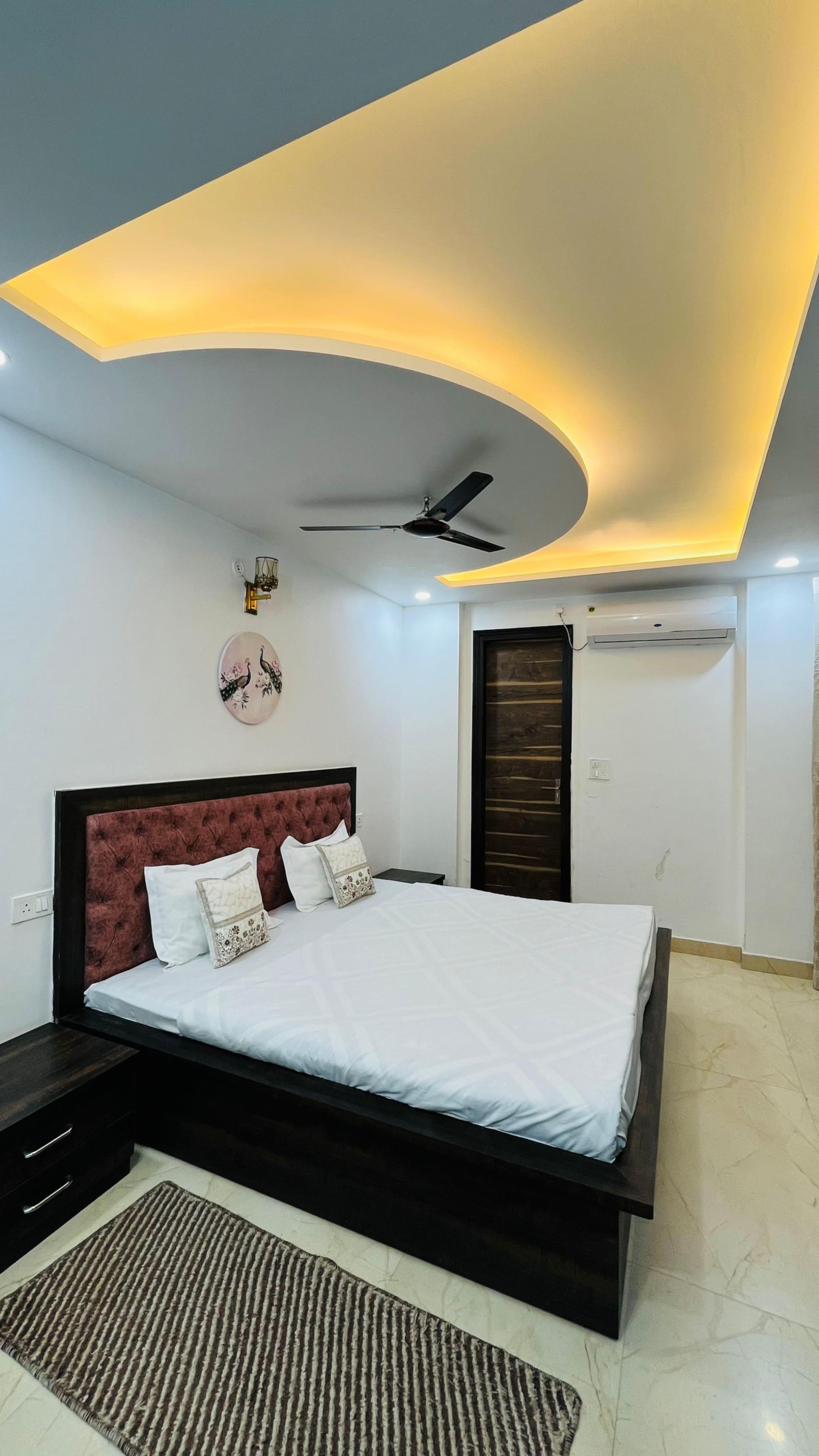 Sukh Ganges 2BHK Luxury Home Stay - Tap to explore photos