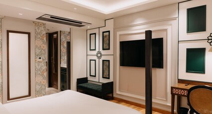 Voyage Collective (3mins walk to Dal Lake) Room Type - Superior Room