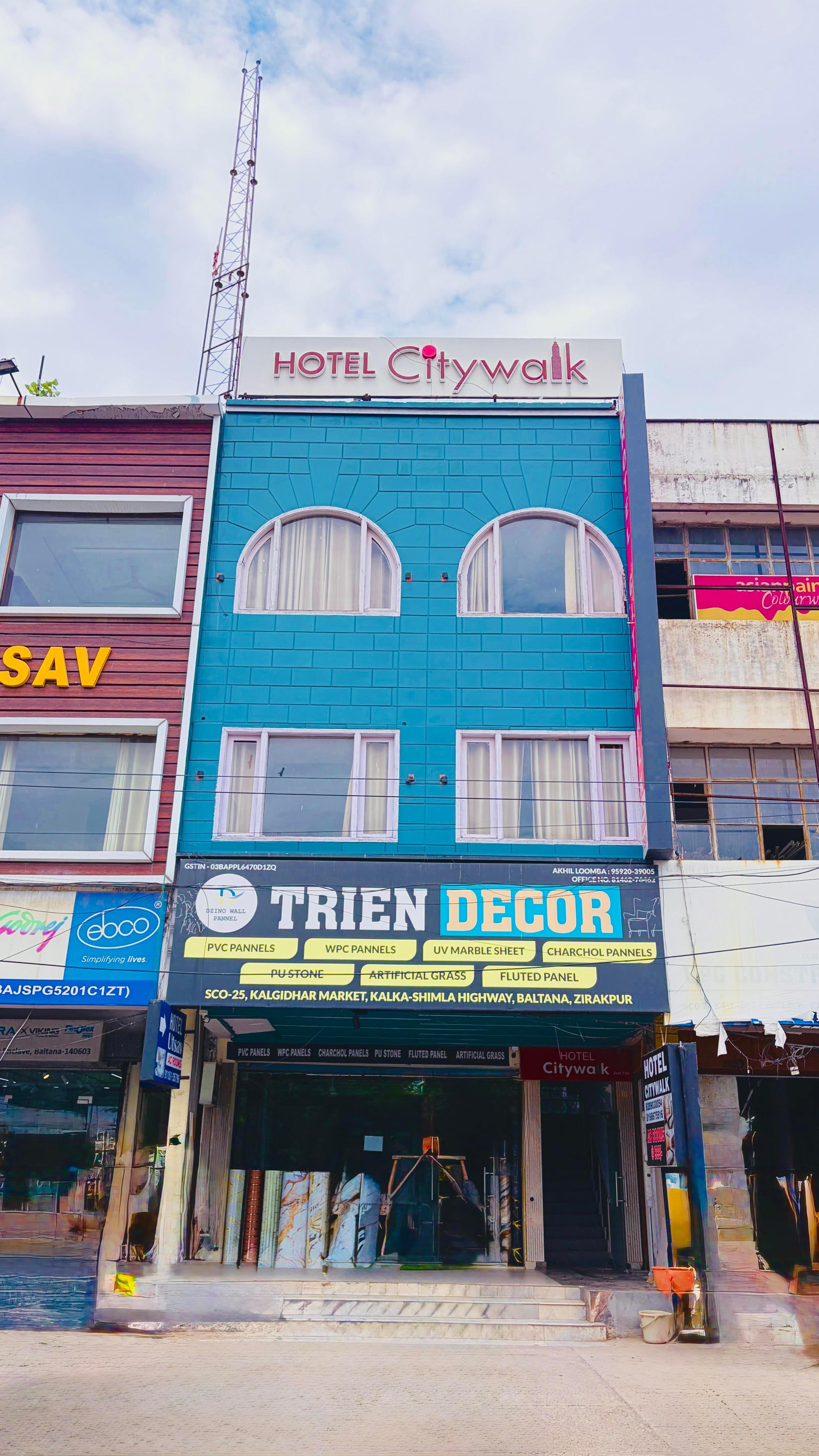 Hotel Citywalk - Tap to explore photos