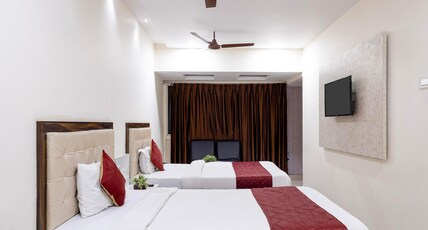 Hotel Aditya Grand Inn Room Type - Twin Bed