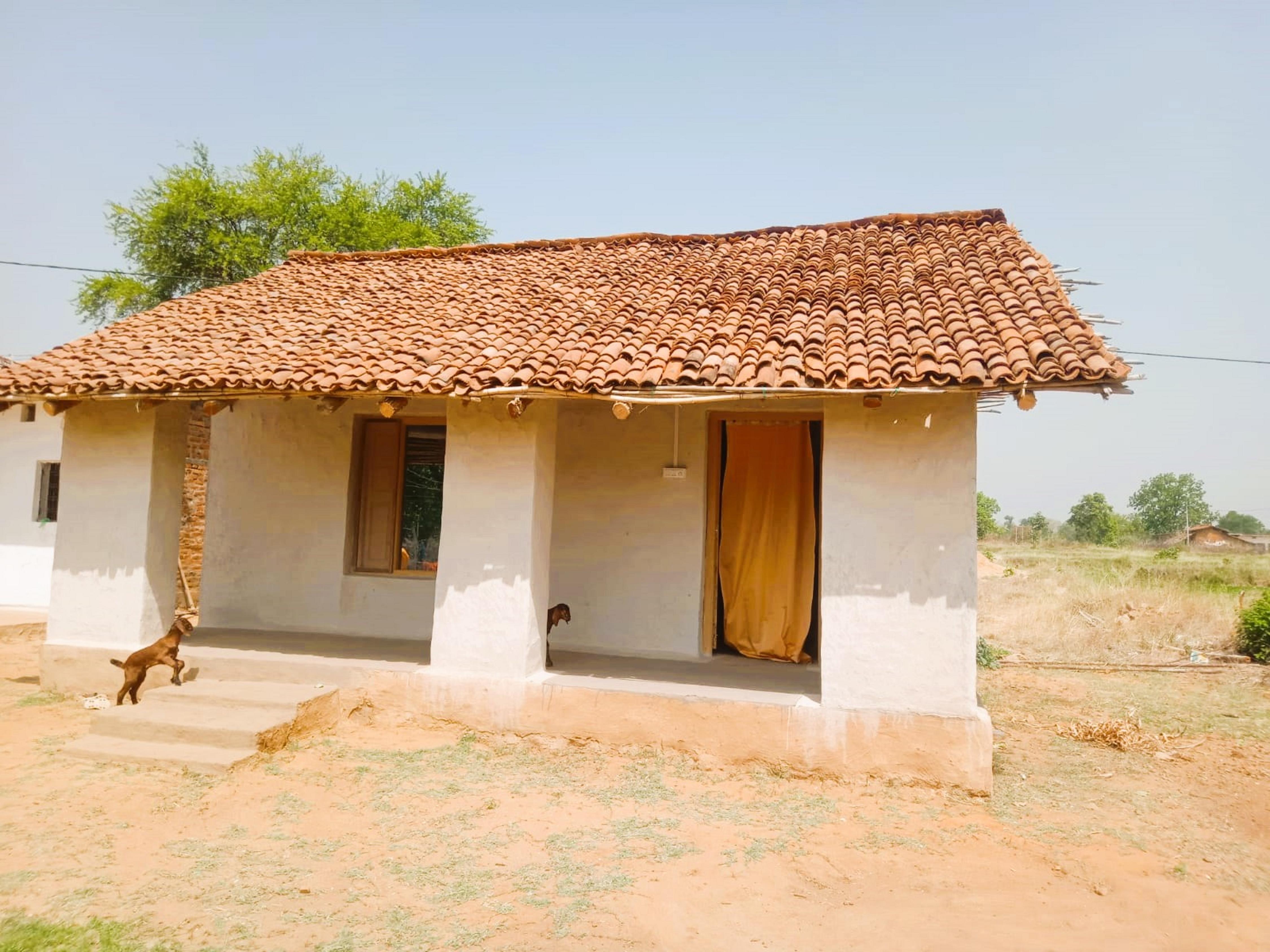 Cheeta Homestay Damna - Tap to explore photos