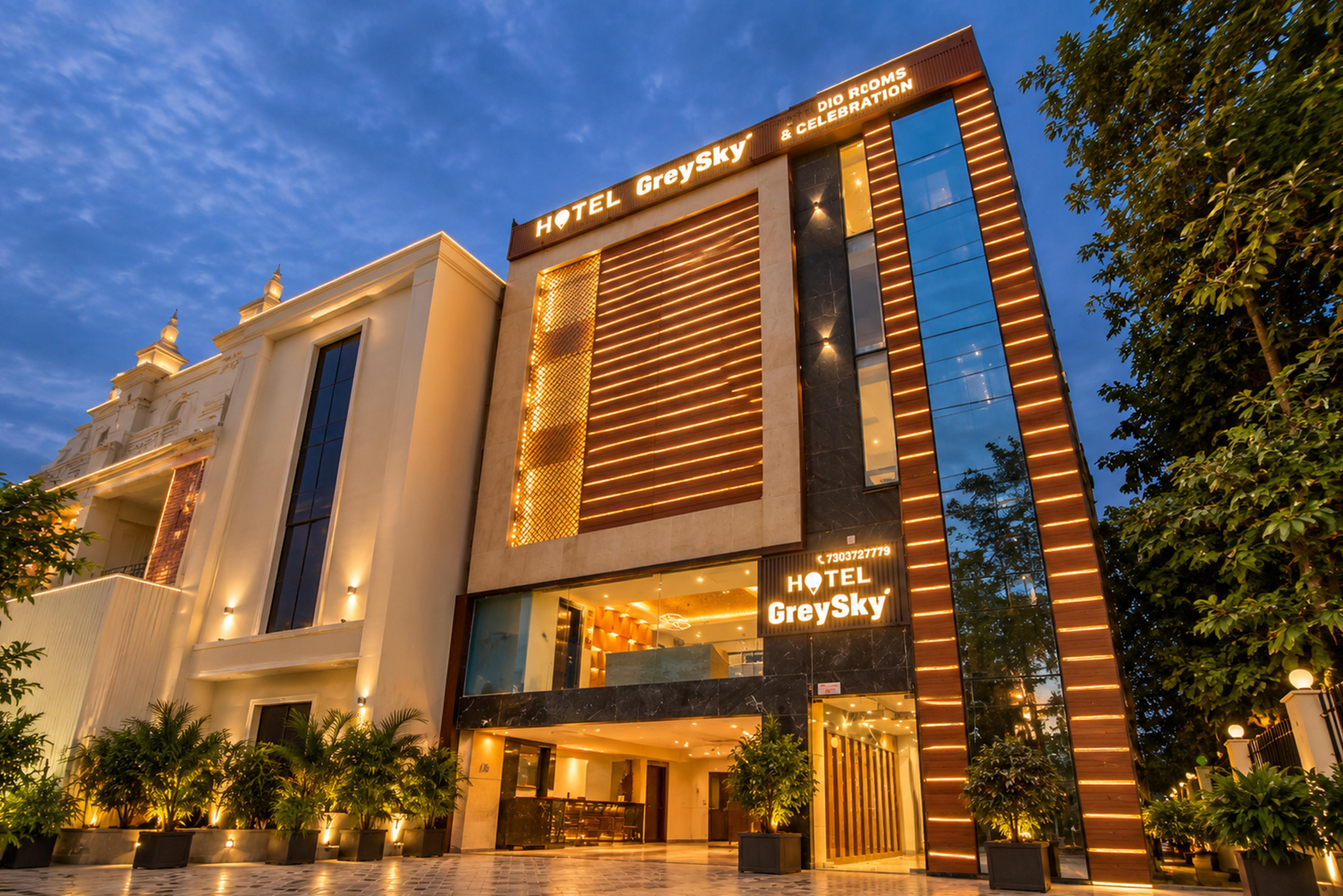Hotel GreySky SouthDelhi - Tap to explore photos