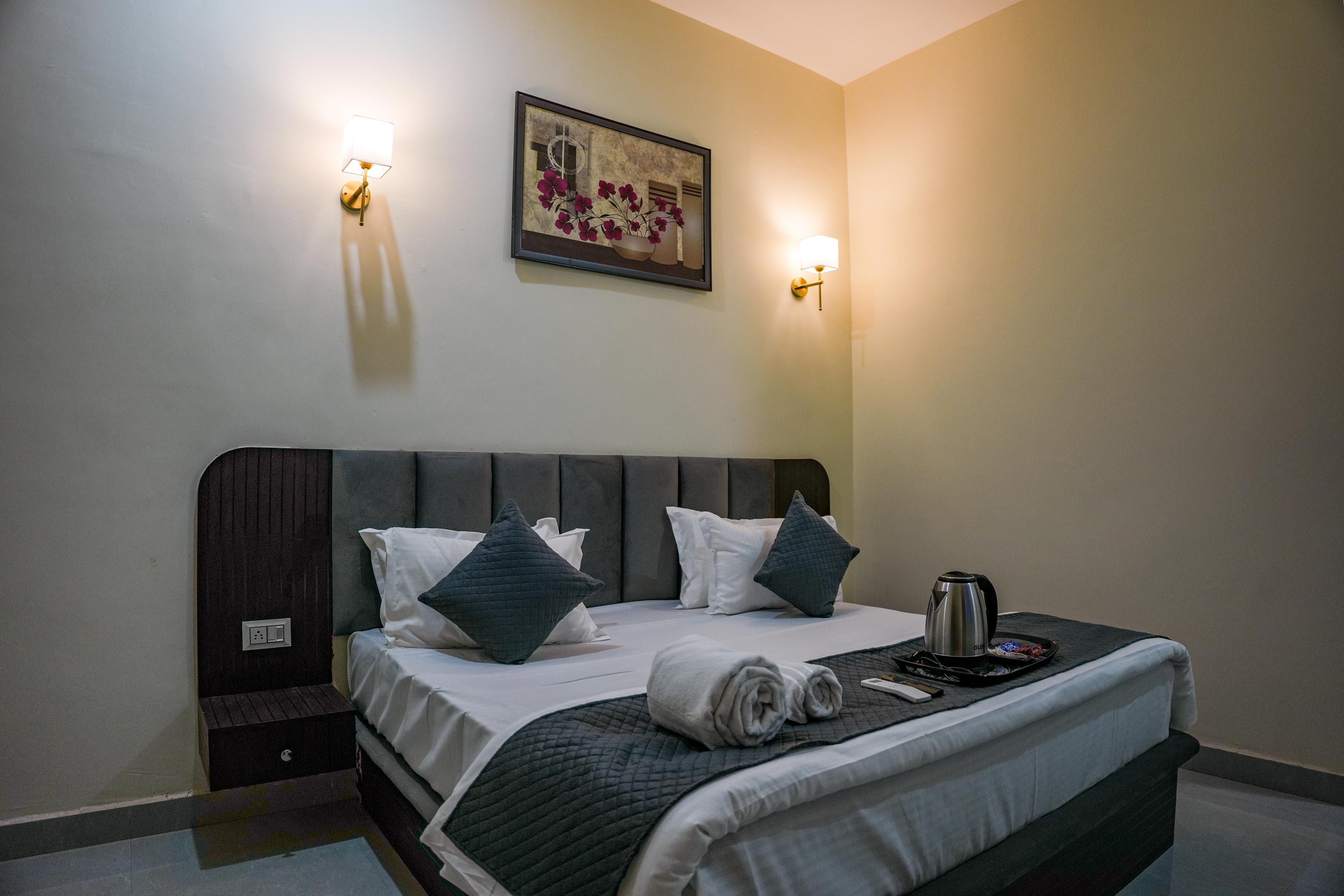 Xenious Elite Inn Greater Noida - Tap to explore photos