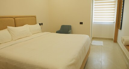 YVK GRAND INN Kukatpally Room Type - Executive Room YVK GRAND INN Kukatpally Room Type - Executive Room