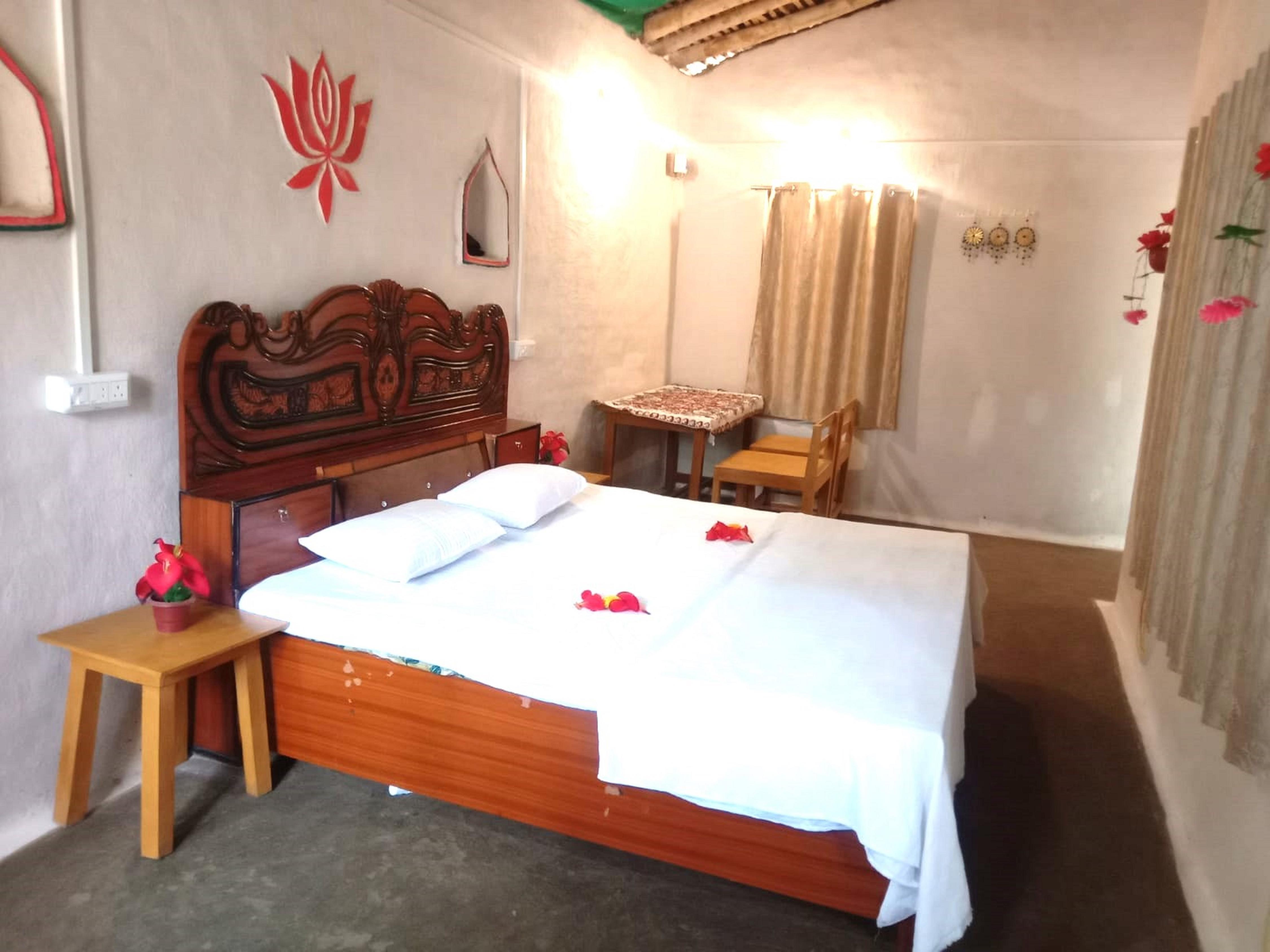 Tiger HomeStay Damna - Tap to explore photos